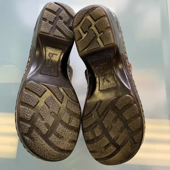 Boc BORN Size 6M Peggy Clogs Embossed Leather Slip On Clogs Wedge Women Brown - Picture 3 of 6